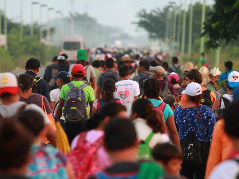 Nueva caravana migrante recorre la frontera sur