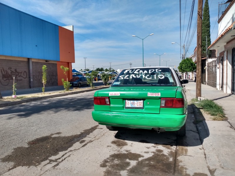 Nueva plan tarifario inicia guerra entre taxistas tradicionales en León