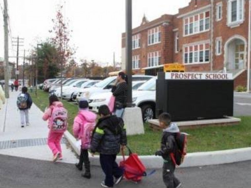 Nueva York cierra escuelas públicas hasta septiembre