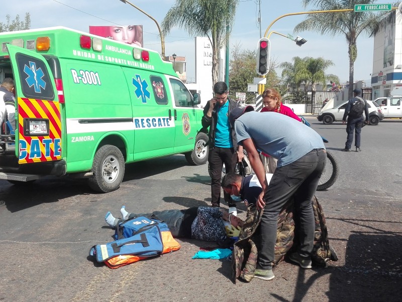 Nuevamente chofer de transporte público atropella a peatón