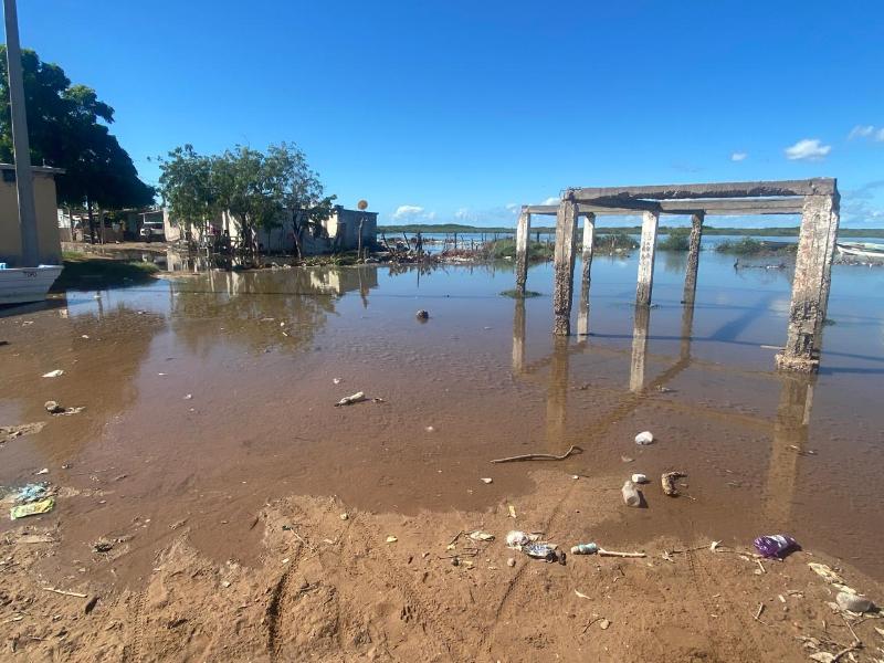 Nuevas marejadas afectan entre 46 y 50 viviendas en El Colorado