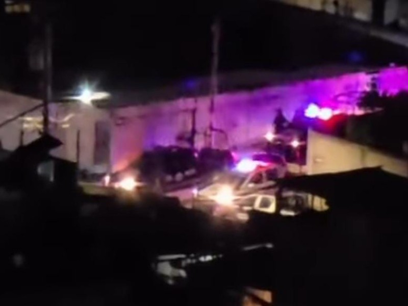 Nueve detenidos y un policía lesionado deja operativo en San Cristóbal
