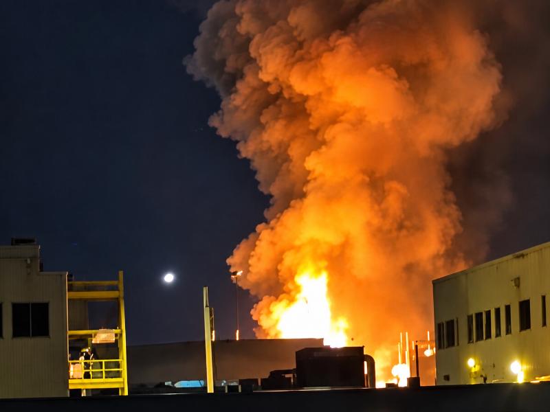Nuevo flamazo en complejo La Cangrejera de Pemex alarma a Coatzacoalcos