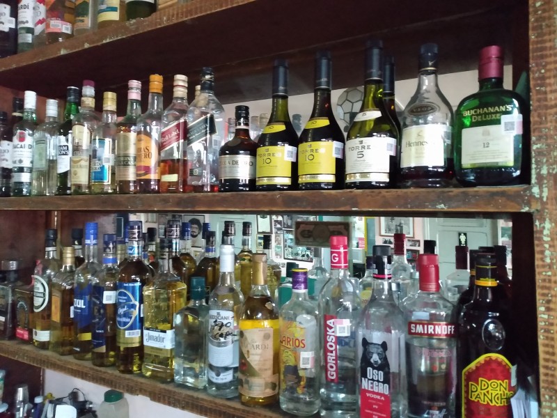 Nuevo impuesto a bebidas alcohólicas reduce impacto