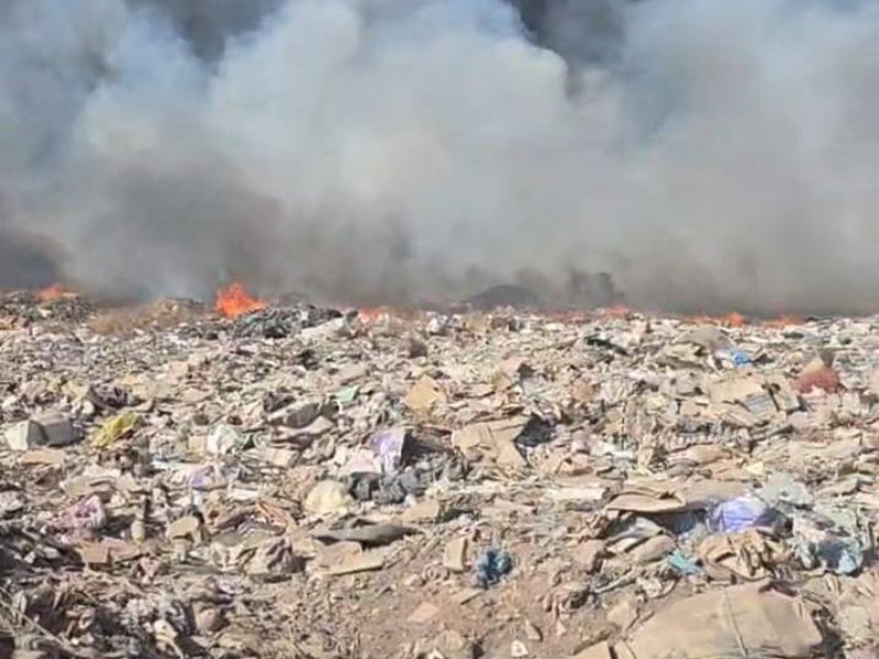 Nuevo incendio en basurón de Huatabampo provoca contaminación y moviliza a autoridades