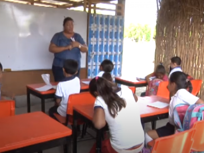 Nuevo modelo educativo, barrera para zonas escolares indígenas de Oaxaca
