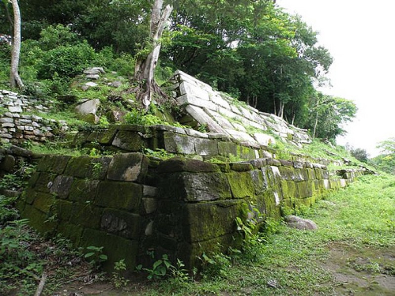 Descubren nuevo recinto arqueológico en Tonalá