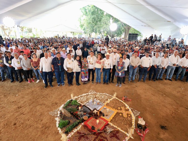 Oaxaca crea Banco Estatal de Semillas de Maíz