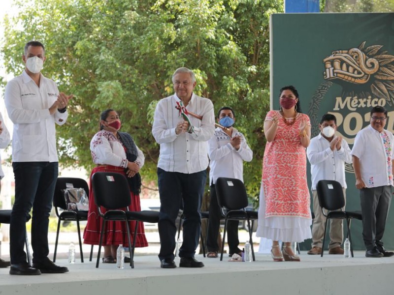 Oaxaca uno de los pueblos con mas cultura: AMLO