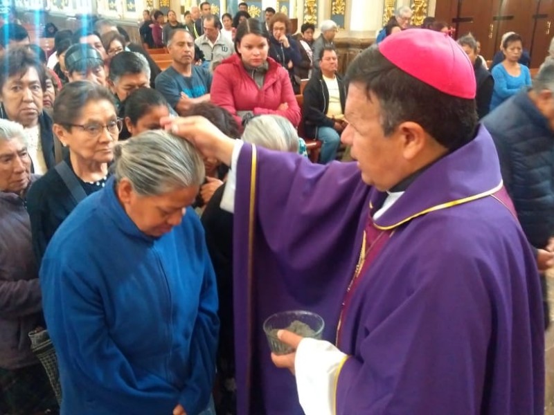 Obispo celebró misa de miércoles de ceniza