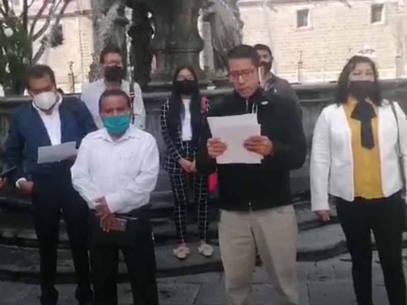 Obligan a renunciar a 1200 trabajadores de Agua de Puebla