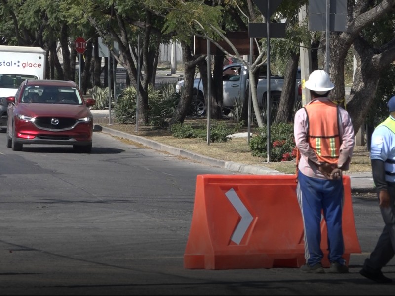 Obra aumenta tráfico en bulevar González Bocanegra