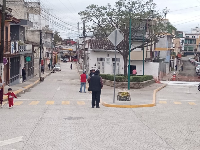 Obra de calle Santos Degollado tiene garantía señala alcalde