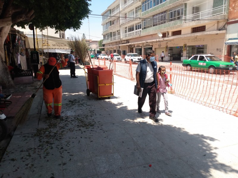 Obras de remodelación en Zona Centro de Celaya generan riesgo