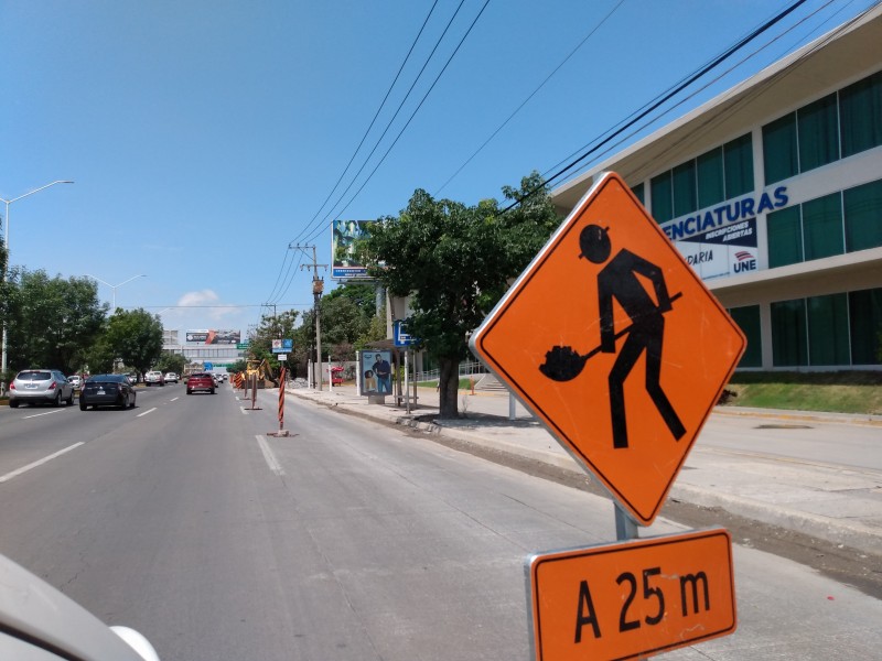 Obras en López Mateos complican tráfico vehicular