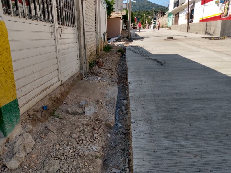Obras mal ejecutadas presentan desperfectos en Tuxtla Gutiérrez