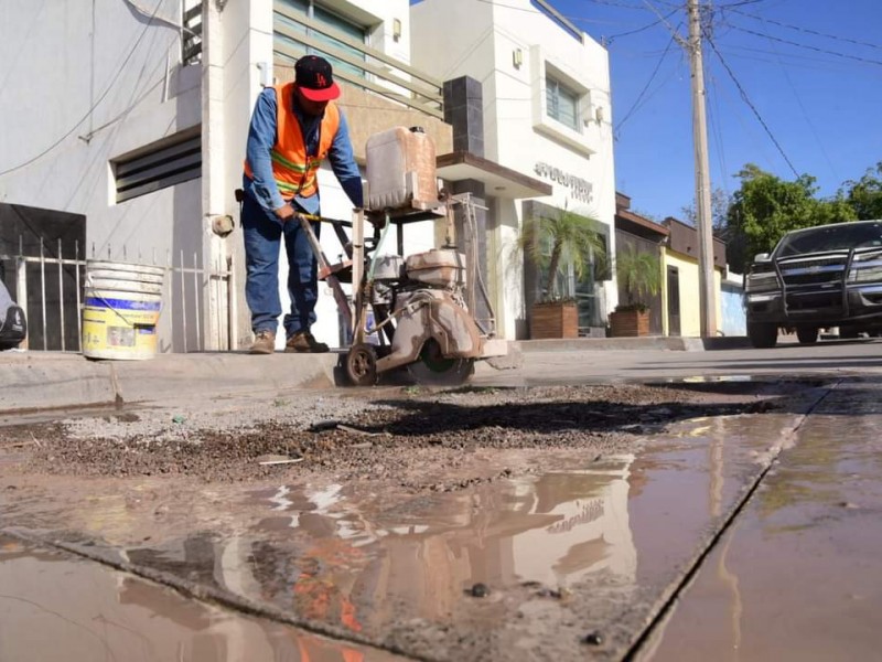 Retoman programa de bacheo en Salvador Alvarado