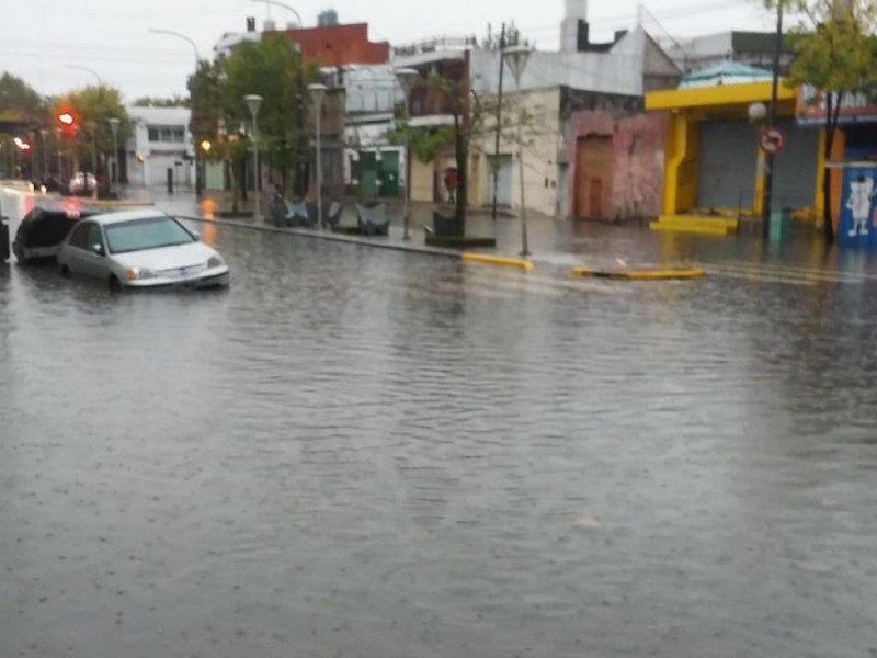 Obras Públicas trabaja en desalojo de agua.