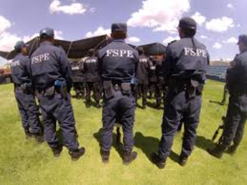 Ocho policías estatales son detenidos denunciados por presunta extorsión
