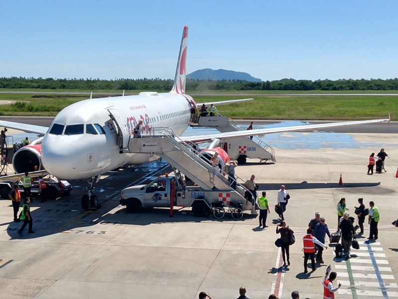 Octubre mes de arribo de aviones de Canadá y EUA