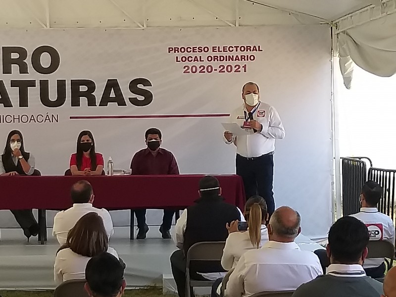 Oficializa Abraham Sánchez de RSP, candidatura a gubernatura de Michoacán