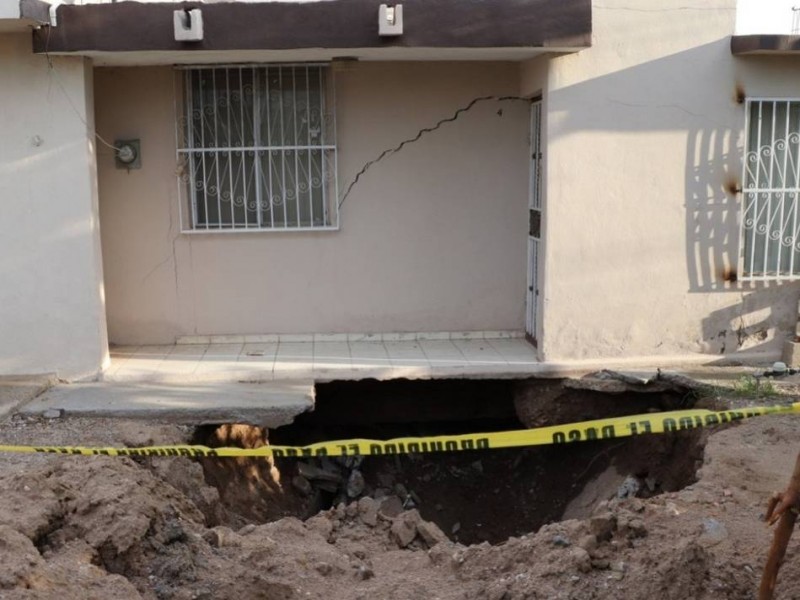 Ofrece ayuntamiento vivienda a familia afectada de Sahuaro Indeco