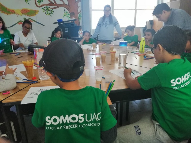 Ofrecerá UAQ curso de verano infantil en línea