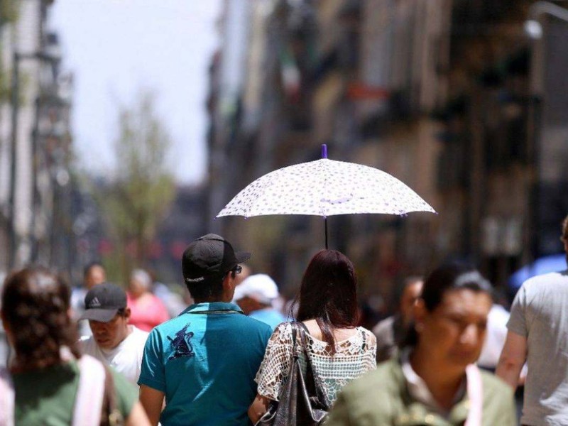 Ola de calor y lluvias impactan gran parte del país
