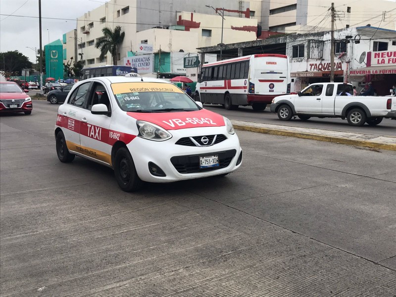 Ola de contagio entre taxistas de la zona conurbada Veracruz