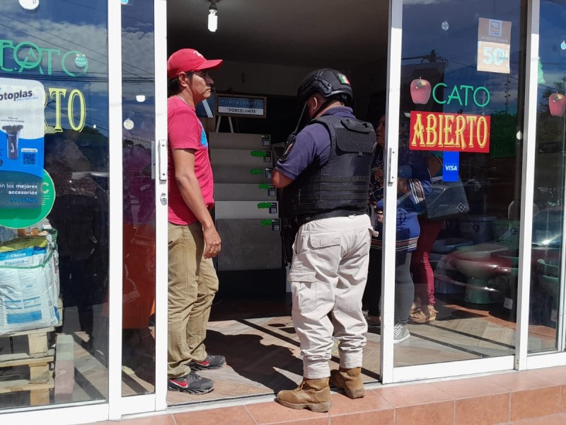 OLI toma tienda en Juchitán, exigen derechos de un trabajador