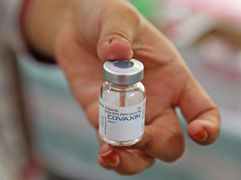 OMS aprueba el uso de emergencia de la vacuna Covaxin