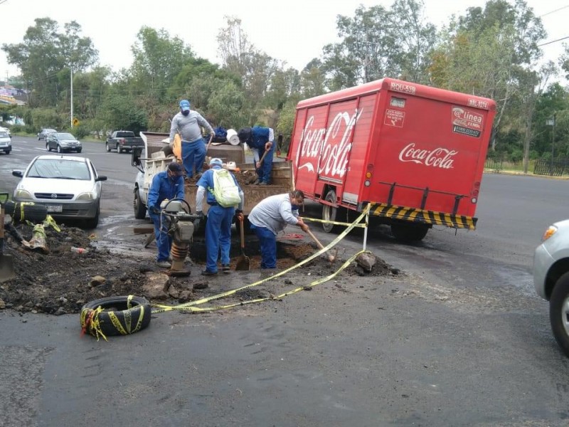 Ooapas atiende socavones en distintos puntos de la ciudad