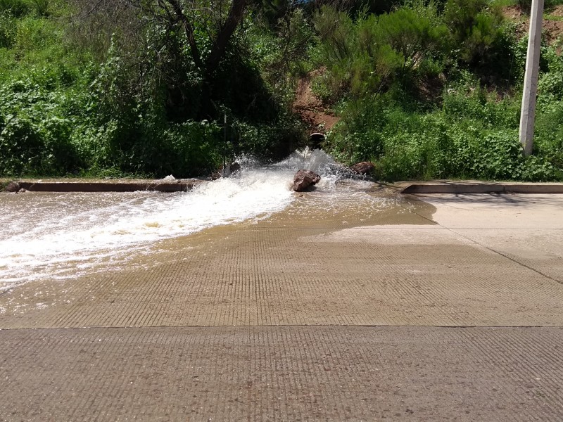 OOMAPAS inició desfogue de agua del represo.