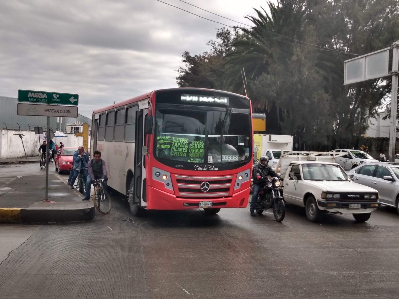 Operadores del transporte público violan medidas preventivas de higiene