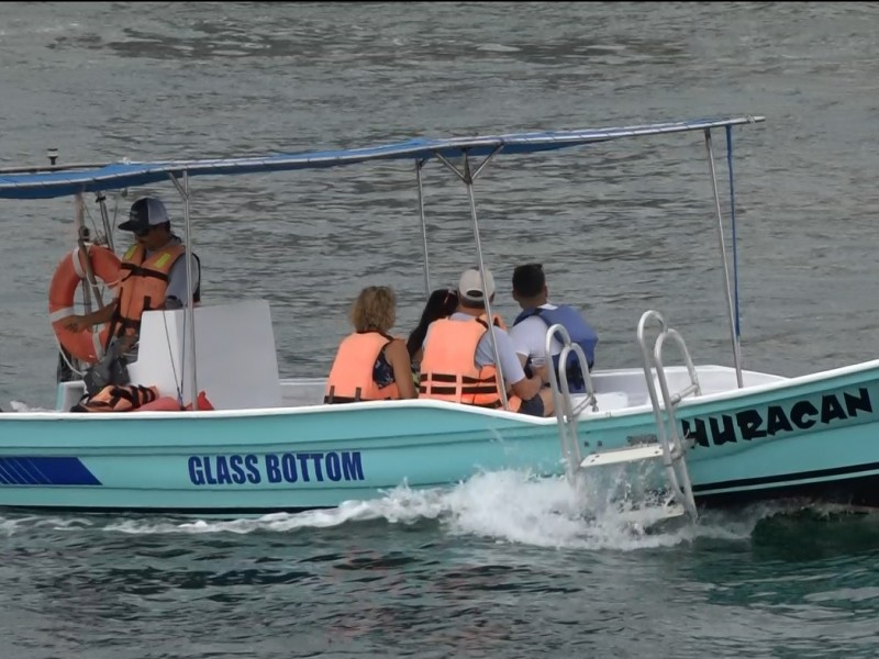 Operadores turísticos preparados para el avistamiento de ballenas