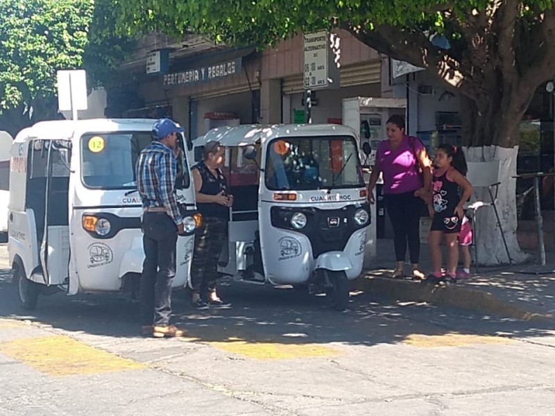 Operan más de 130 mototaxis en Colima