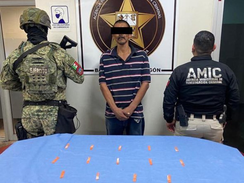 Operativo coordinado asegura droga y detiene a un probable narcomenudista
