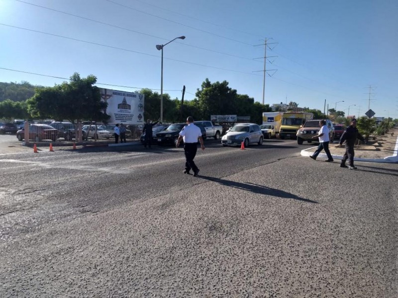 Operativo de seguridad en Panteones.