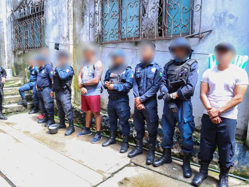 Operativo en Putla asegura armas y detiene a 4 policías municipales