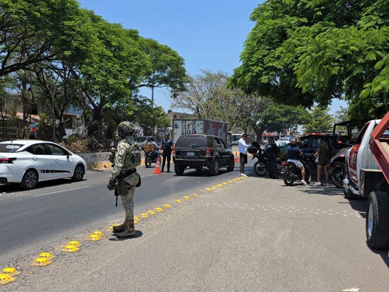 Operativo vial en Las Canteras causa tensión entre conductores