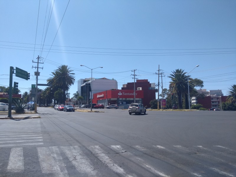 Opiniones encontradas por obras en Av. Rosendo Márquez