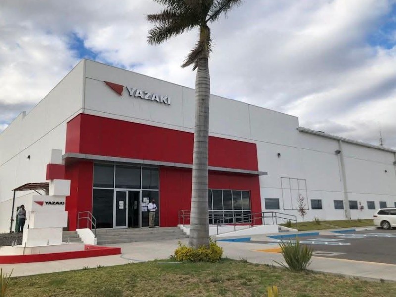 Organizan feria de empleo para colaboradores de Yazaki