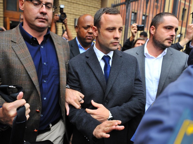 Oscar Pistorius sale de prisión después de once años