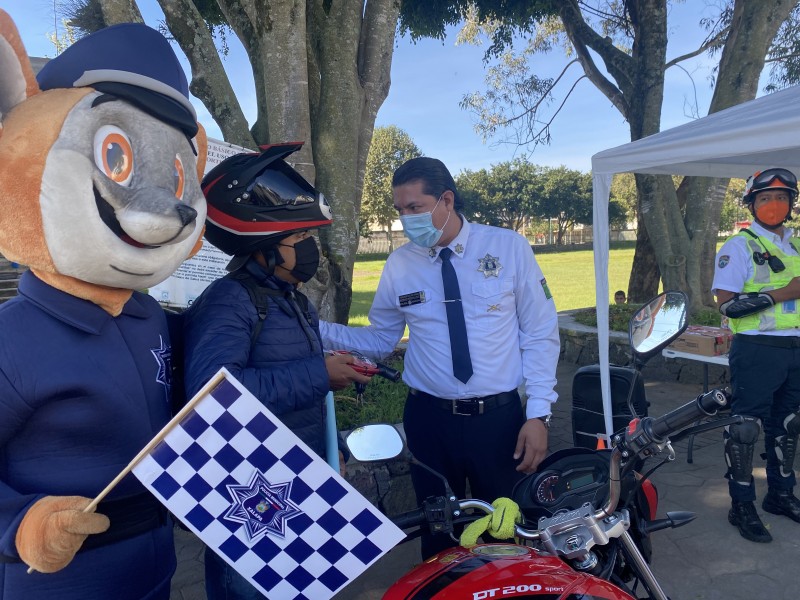 Otorgan candados gratuitos para motocicletas y bicicletas