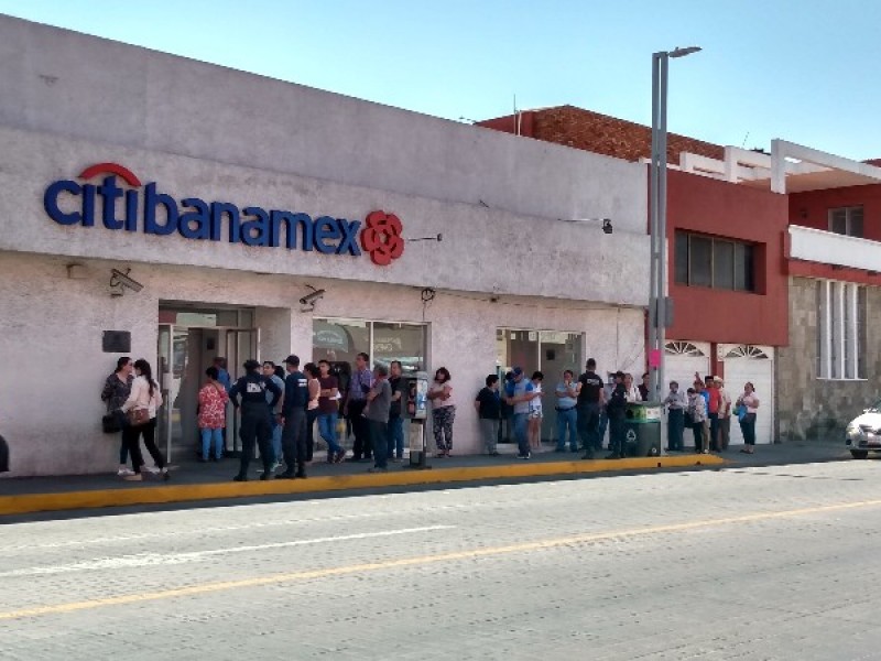 Otorgarán banqueros facilidades de pago a sus clientes