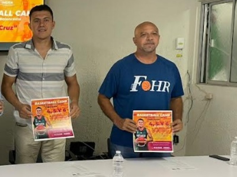 Otorgarán clínicas de basquetbol a adolescentes en unidad deportiva