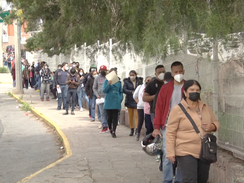 Otorgarán licencias de manejo a jóvenes que se vacunen