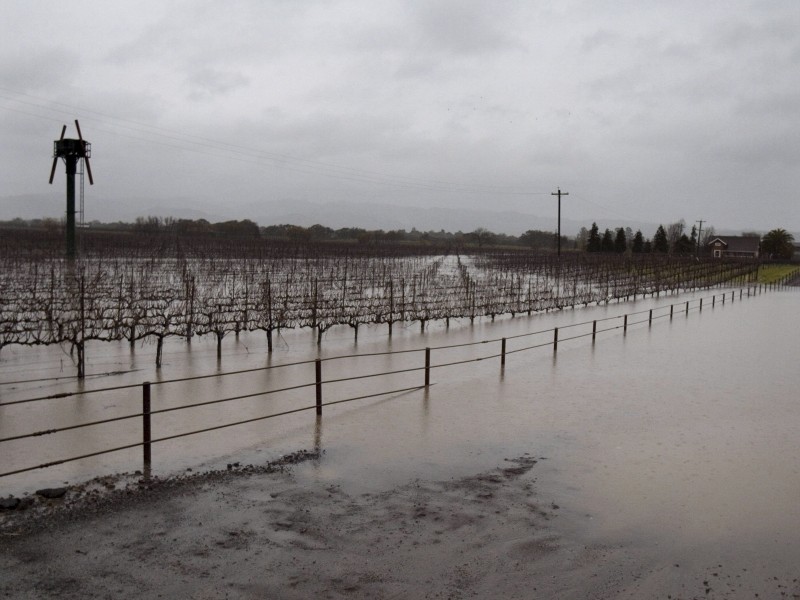 Otra tormenta amenaza California con más lluvia y nieve