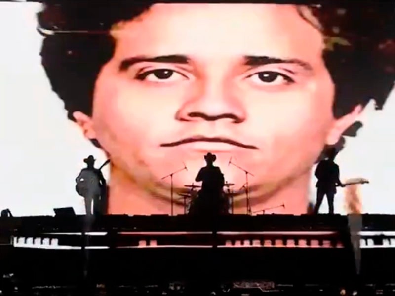 Ovacionan a líder criminal en evento del Auditorio Telmex