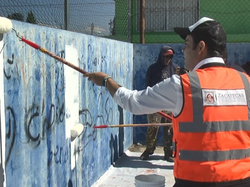 Oxxo y Ayuntamiento rehabilitarán parques